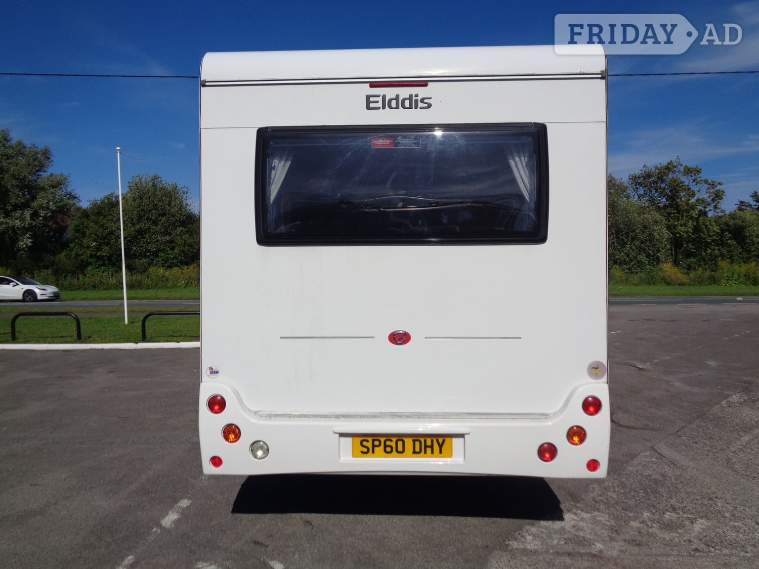 [ berth ]Elddis Autoquest 140