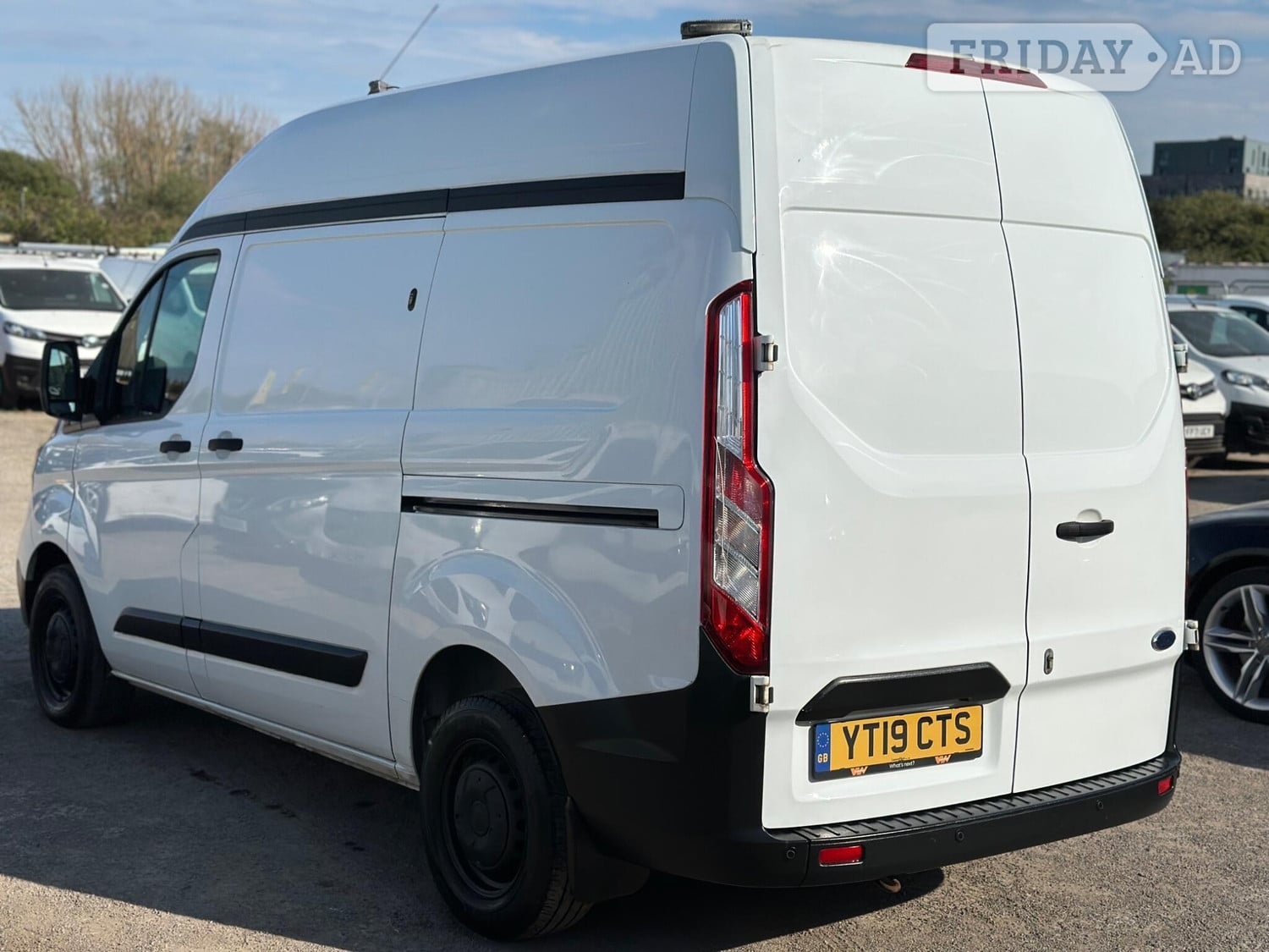 Ford Transit Custom 2019 - Vans & Commercial Vehicles