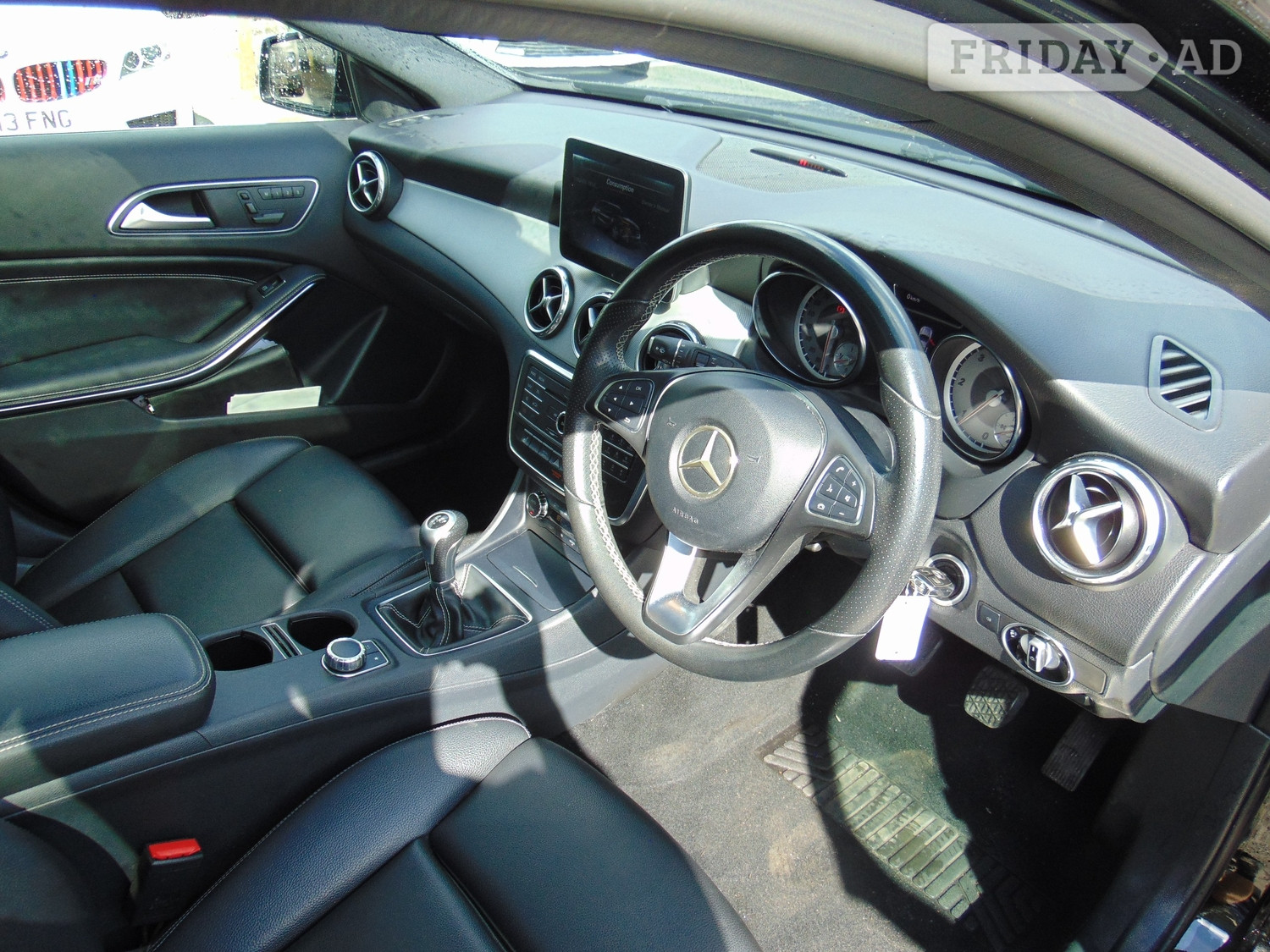 Mercedes-Benz GLA 2017 - Cars