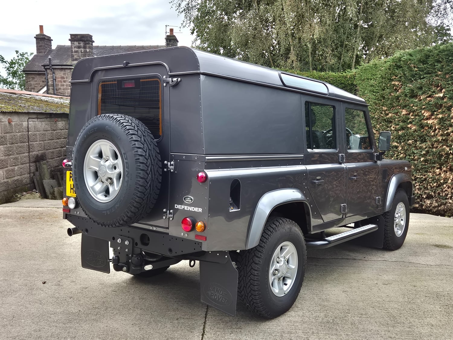 Land Rover Defender 110 2016 - Cars