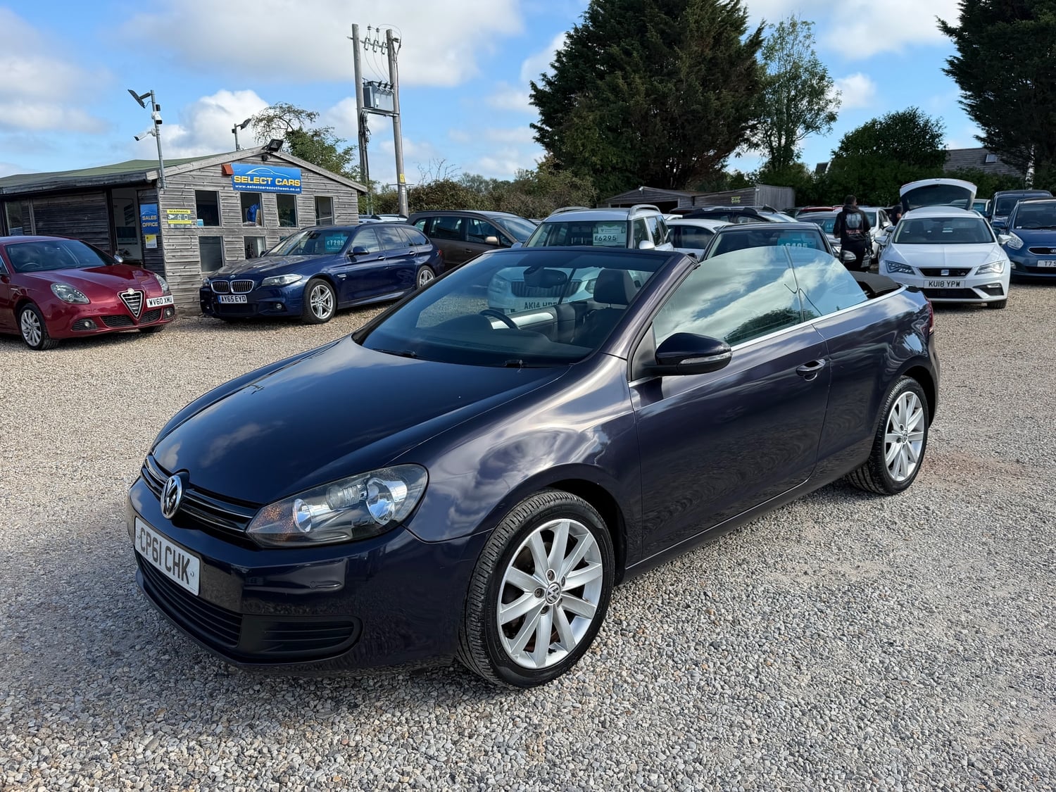 Volkswagen Golf 2011 - Cars