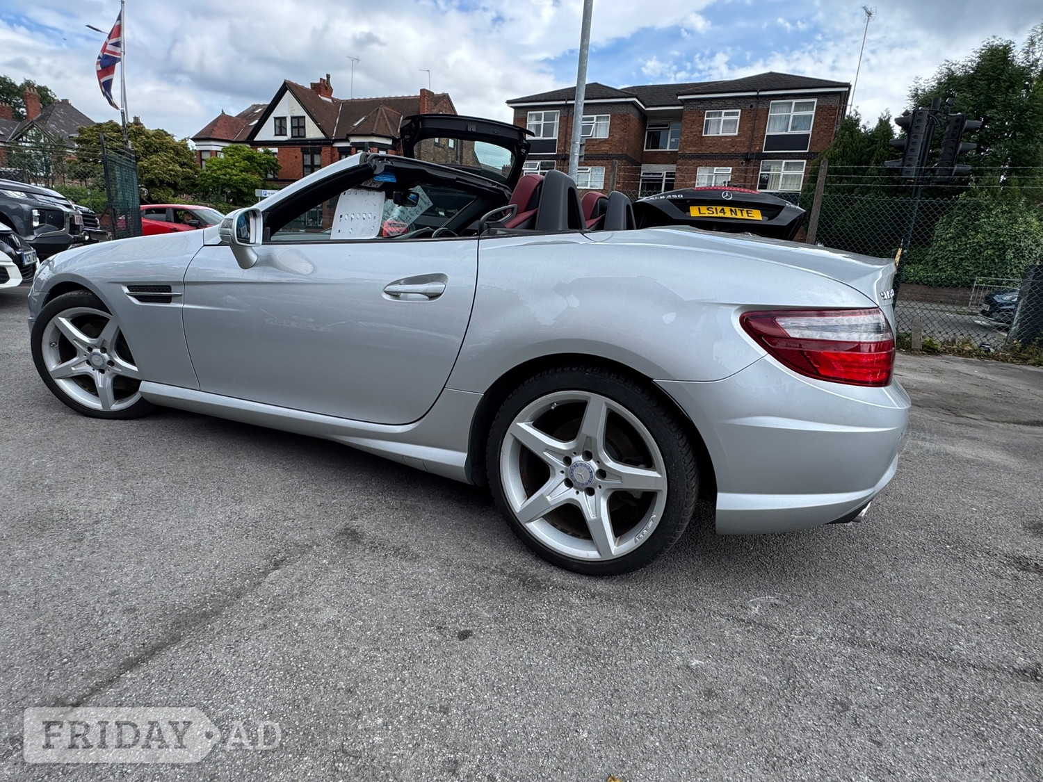 [ berth ]Mercedes-Benz SLK