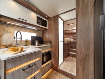 Coachman Avventura 565 2026 for sale