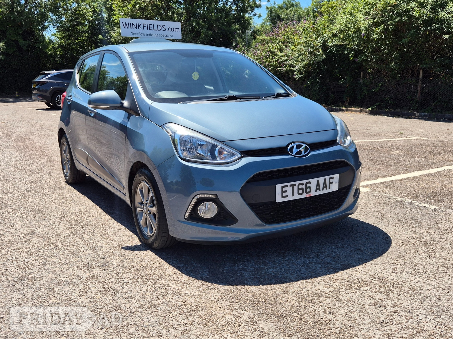 Hyundai i10 East Molesey