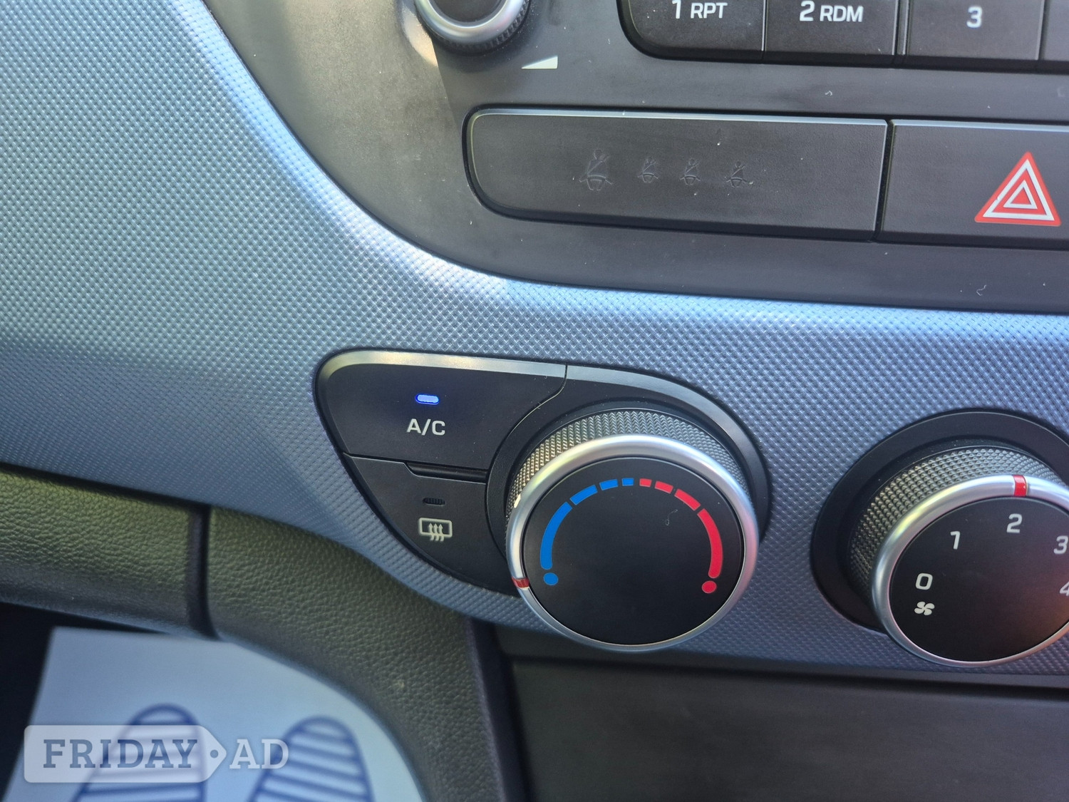 Hyundai i10 2016 - Cars in East Molesey
