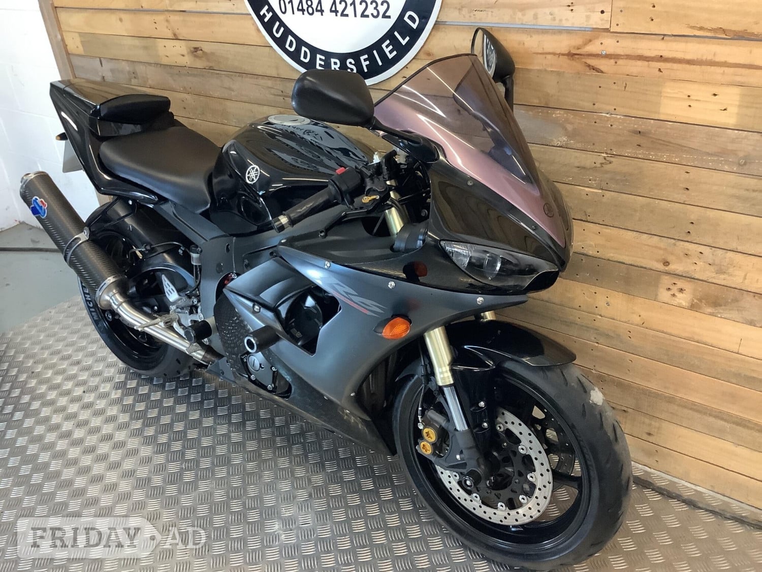 Yamaha R6 2005 - Motorbikes, Scooters & Quads