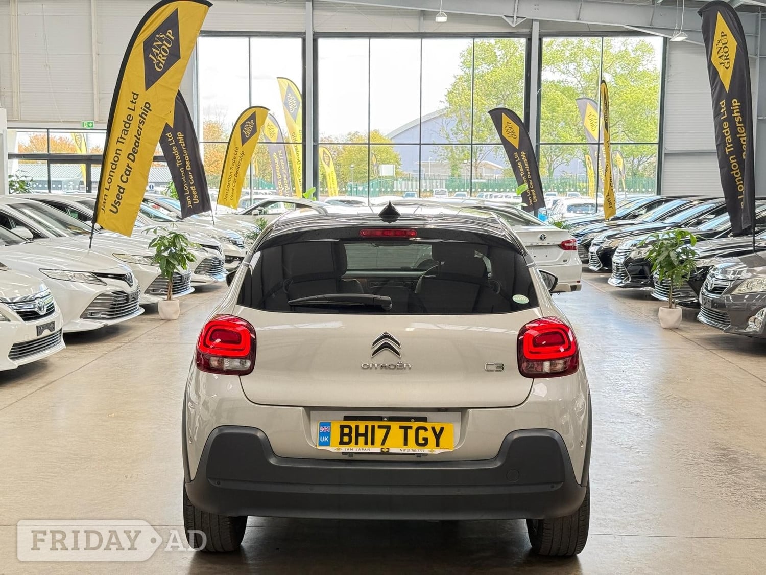 Citroen C3 2017 - Cars in Reading