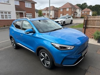 MG ZS 2023