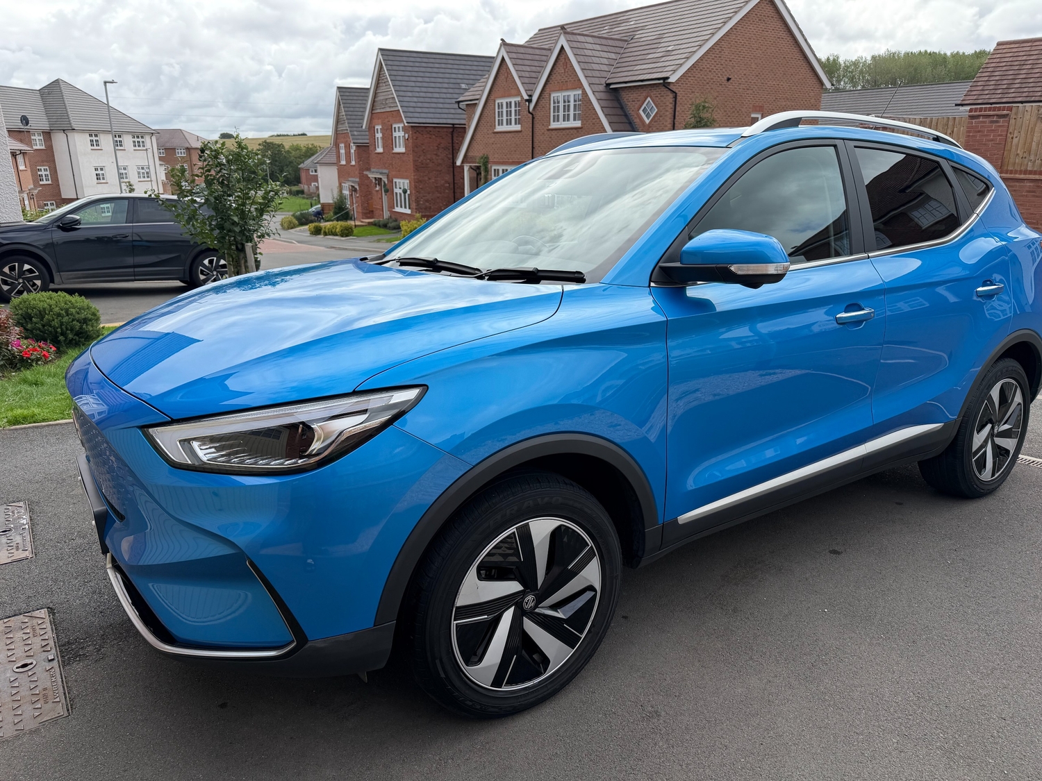 MG ZS 2023 - Cars