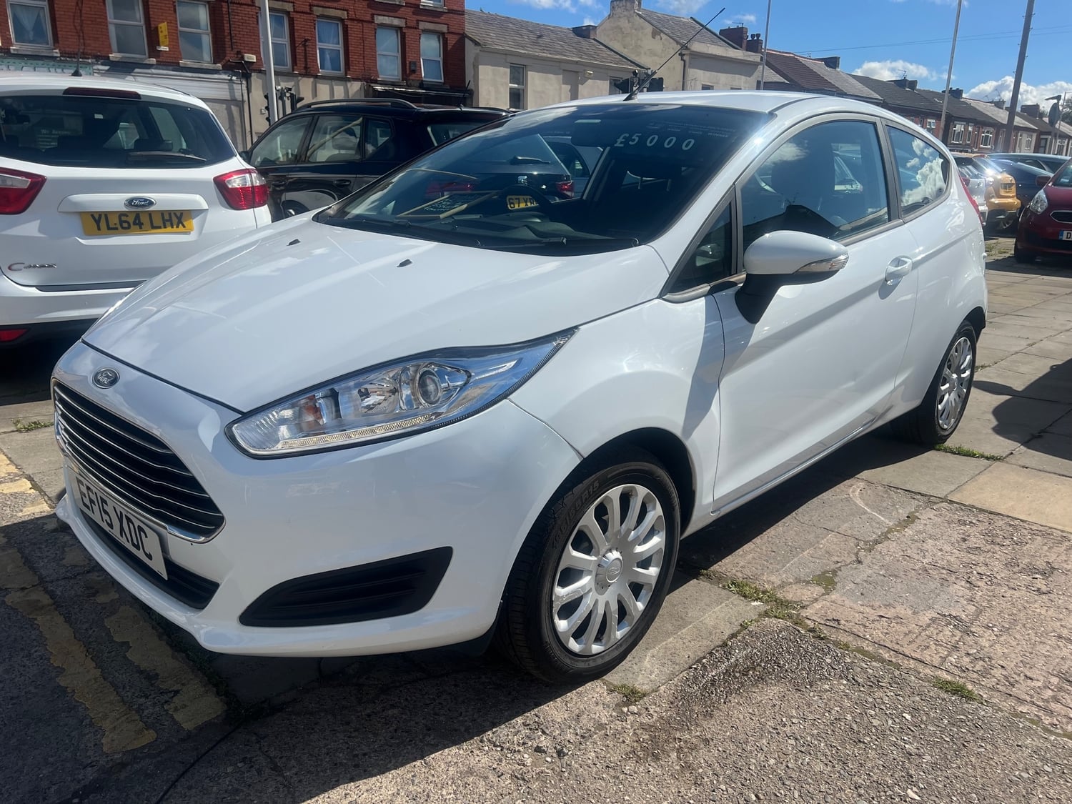 Ford Fiesta 2015 - Cars