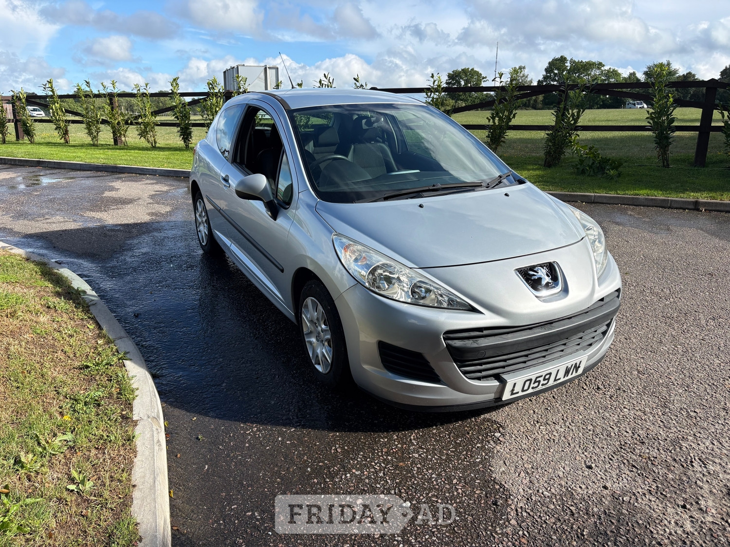 Peugeot 207 2010 in Sevenoaks