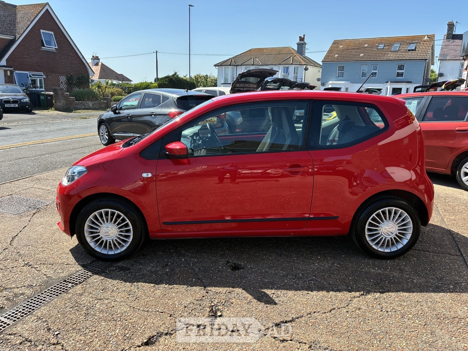 Volkswagen UP! 2014 - Cars