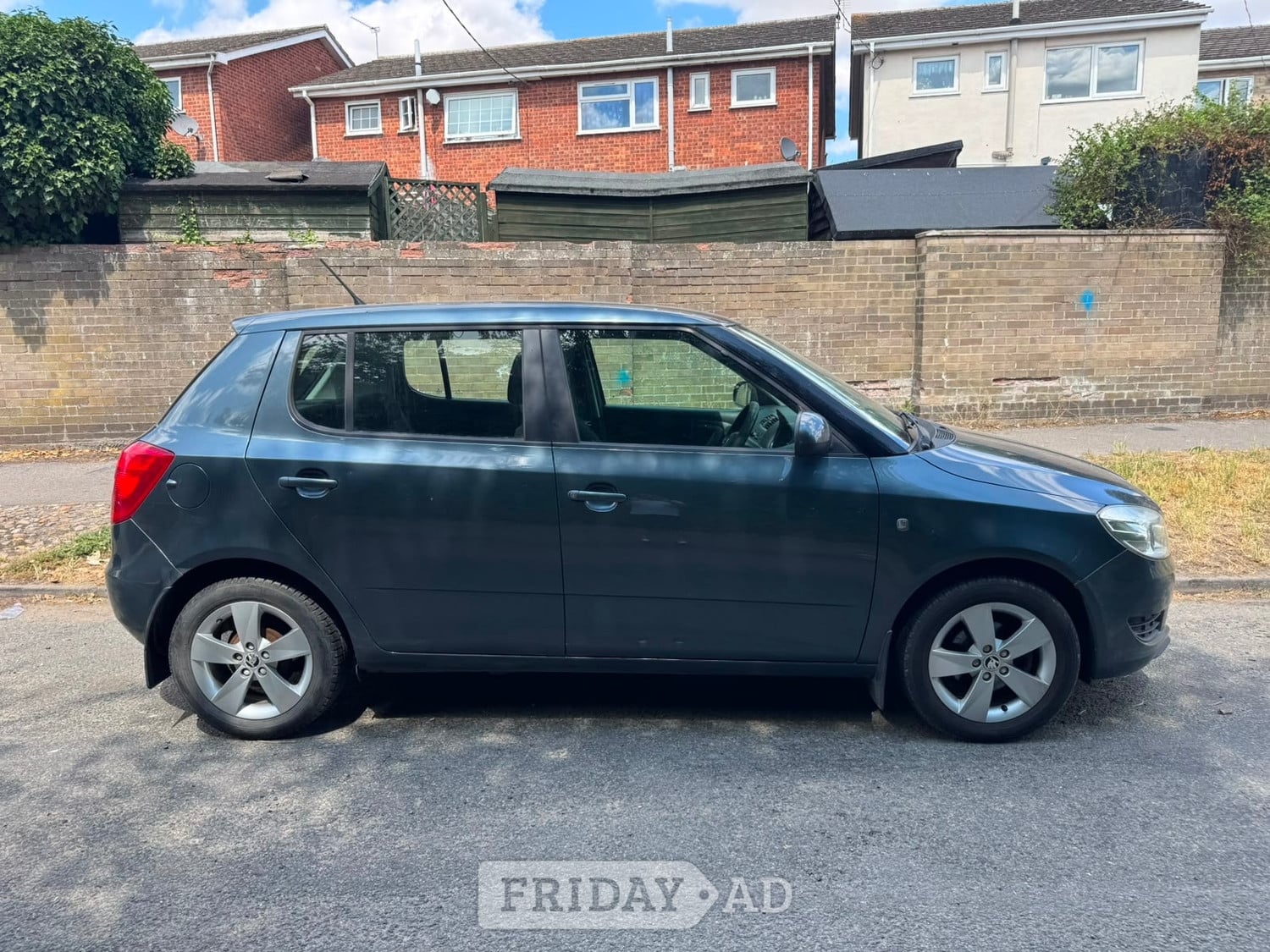 Skoda Fabia 2014 - Cars