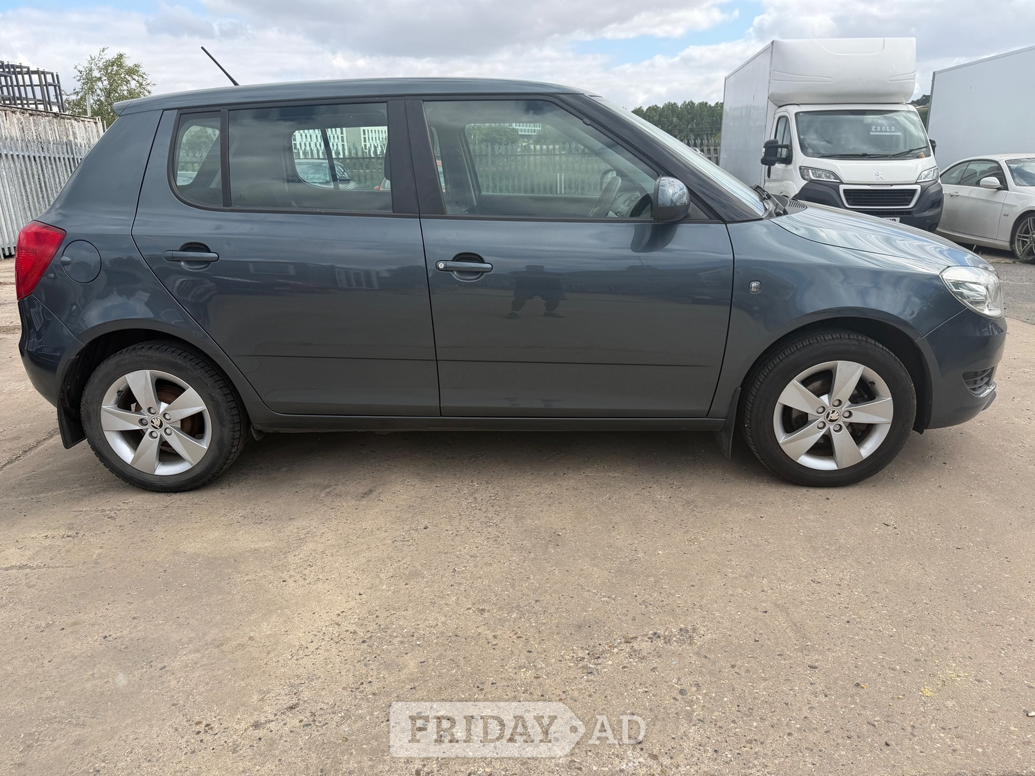 Skoda Fabia 2014 - Cars