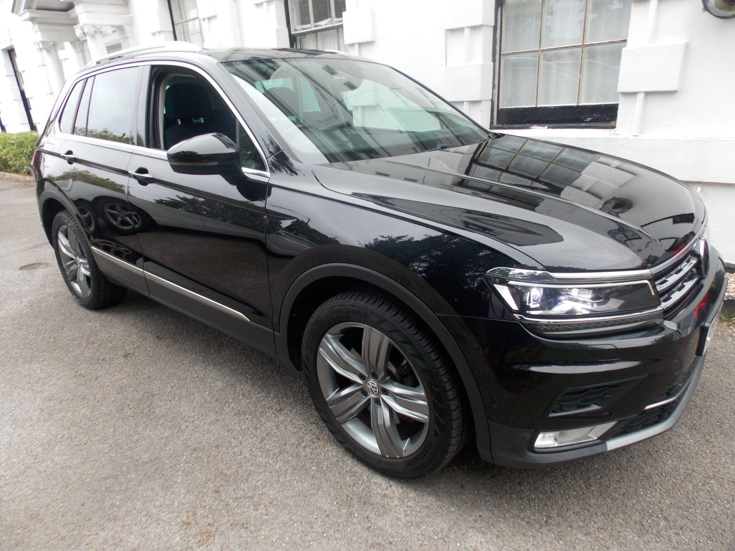 [ berth ]Volkswagen Tiguan