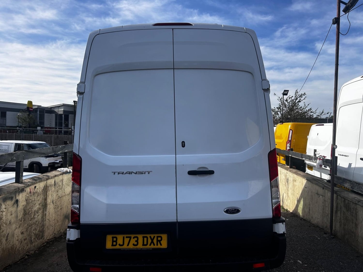 Ford Transit 2023 - Vans & Commercial Vehicles