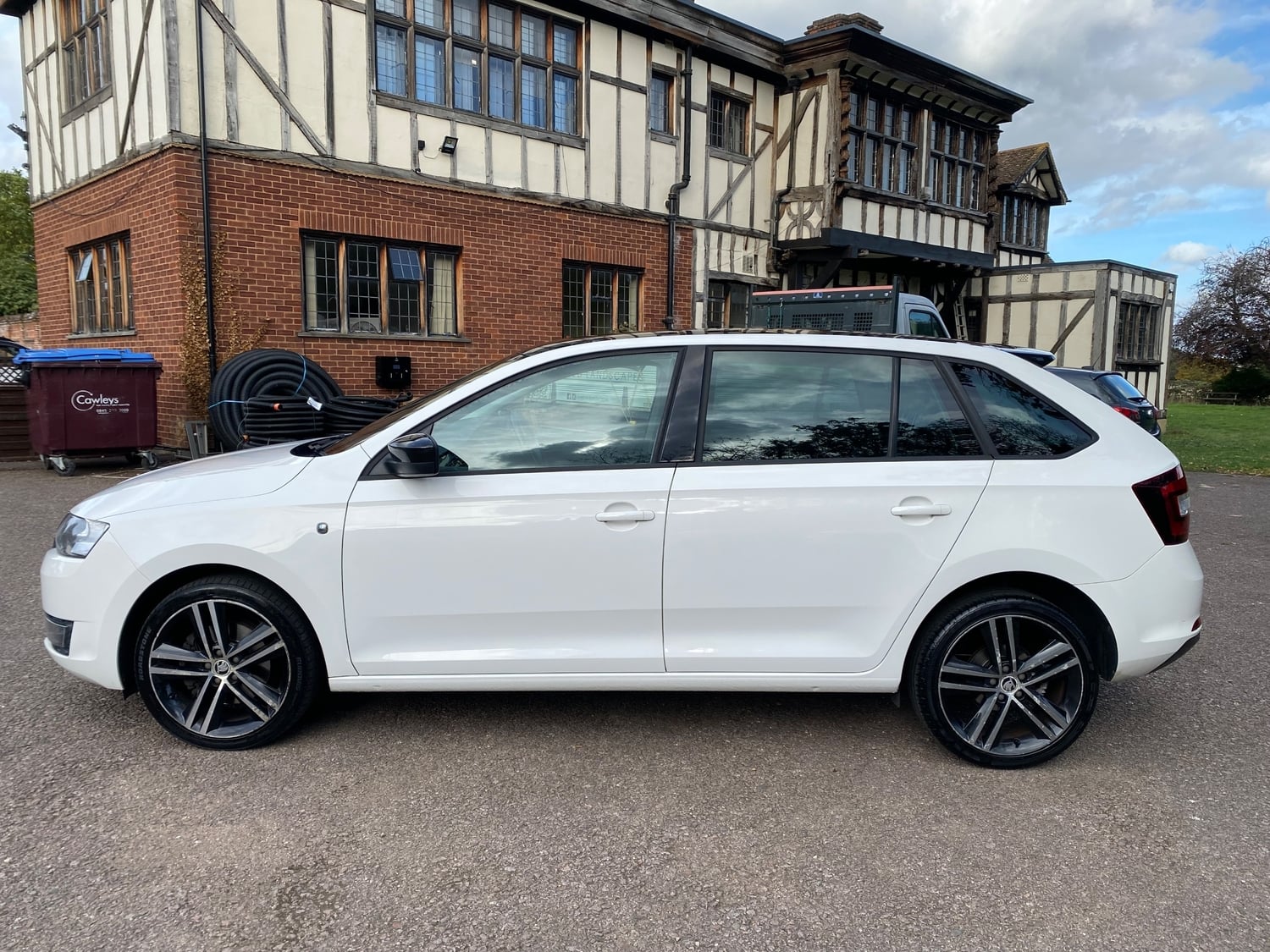 Skoda Rapid Spaceback 2014 - Cars in Hitchin