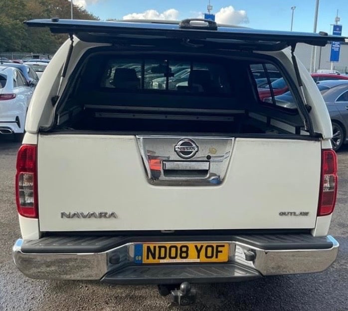 Nissan Navara 2008 - Cars
