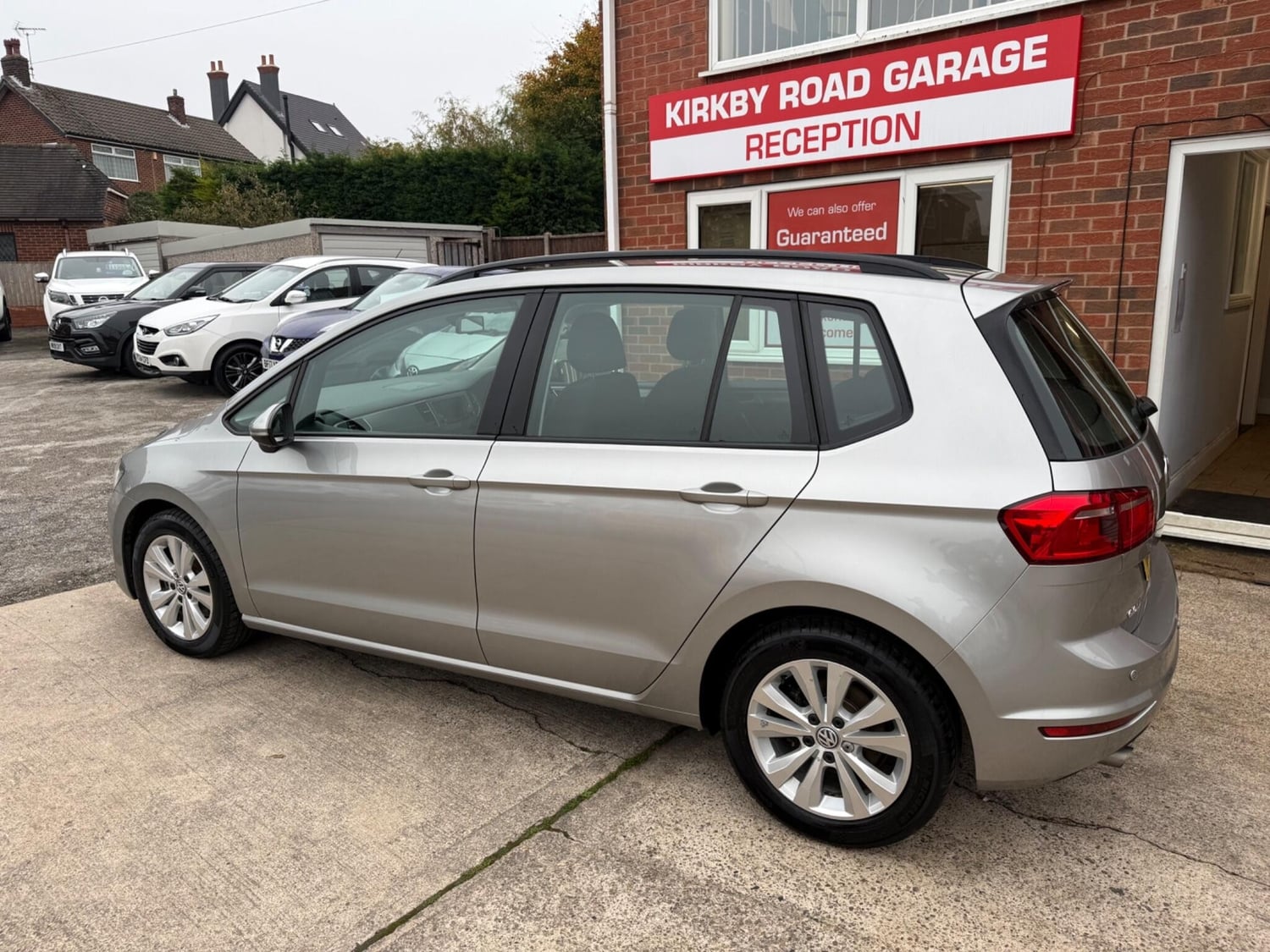 [ berth ]Volkswagen Golf SV