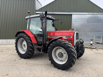 Massey Ferguson  (2003) Tractor