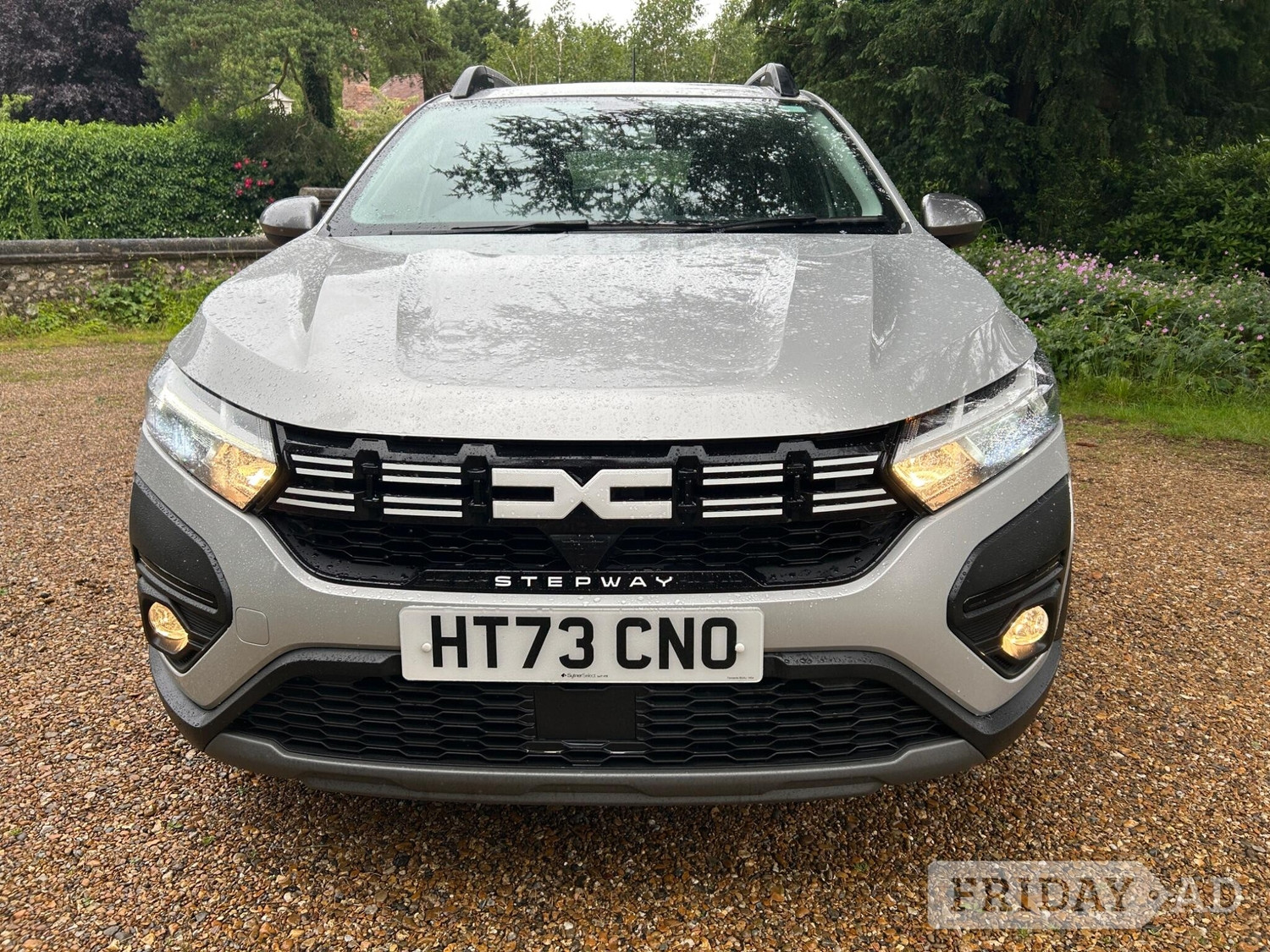 Dacia Sandero Stepway 2023 - Cars