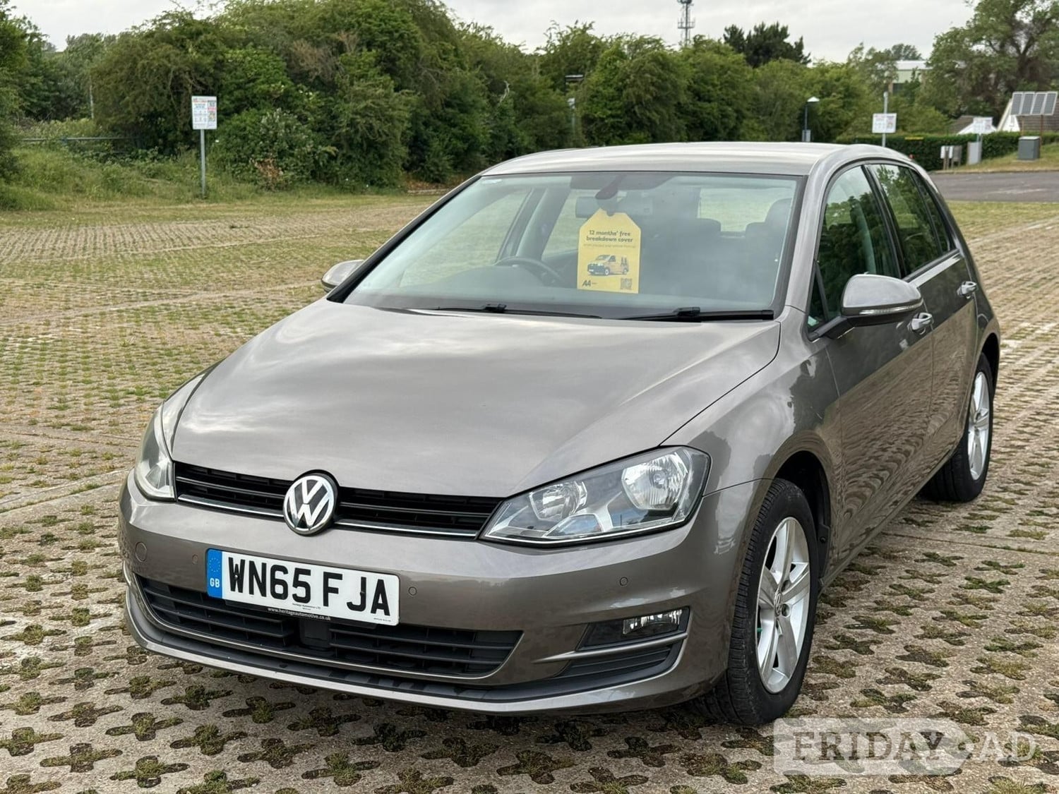 Volkswagen Golf 2015 - Cars in Swanley