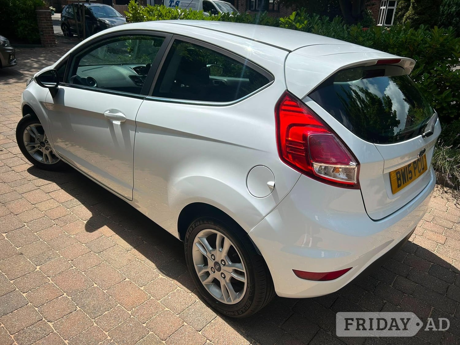Ford Fiesta 2015 - Cars