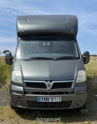 Chaigley  Vauxhall Movano 3500 CDTI LWB Horsebox