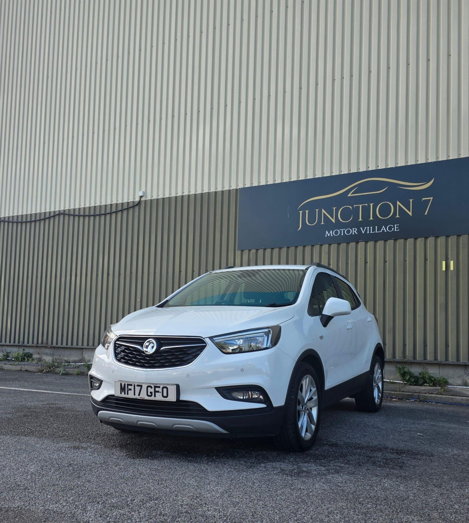 [ berth ]Vauxhall Mokka X
