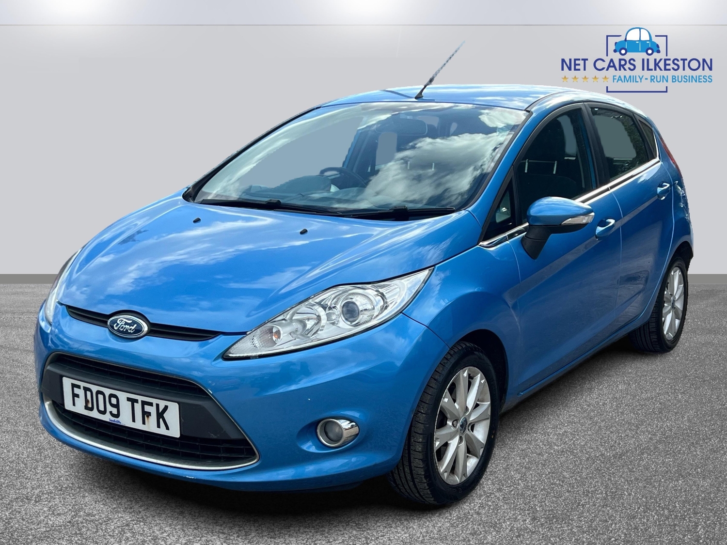 [ berth ]Ford Fiesta