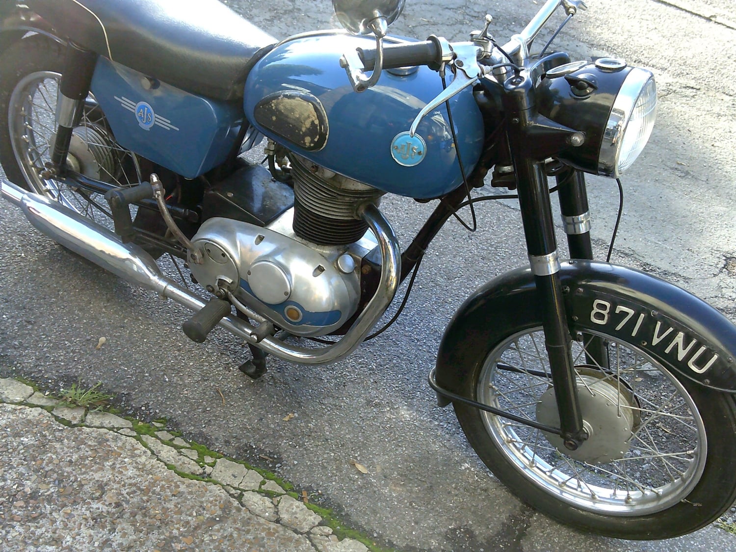 [ berth ]AJS 250