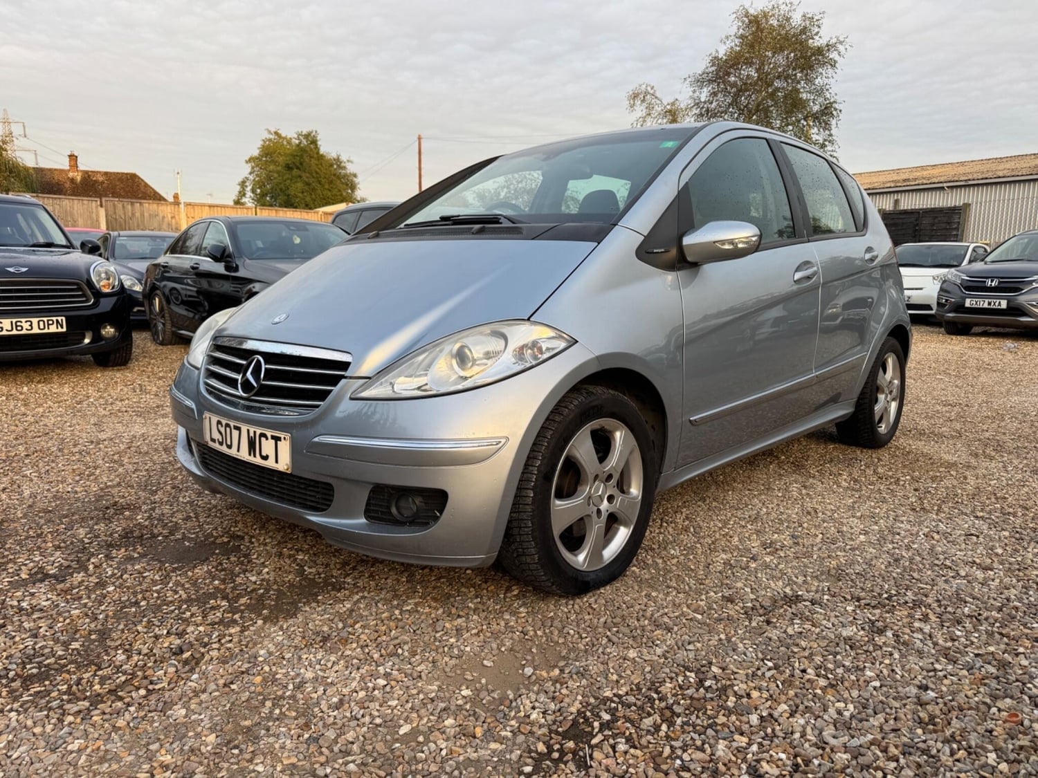 [ berth ]Mercedes-Benz A Class