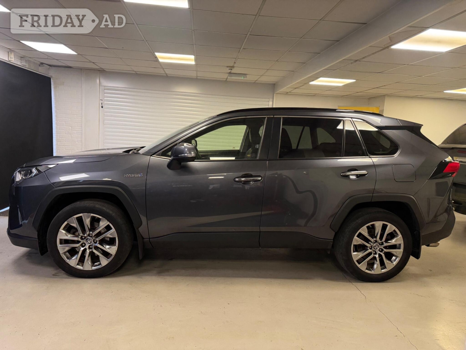 Toyota RAV4 2021 - Cars in Stroud