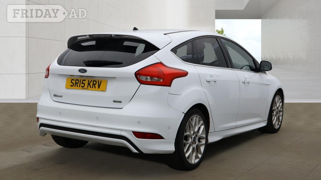 Ford Focus 2015 - Cars in Rainham