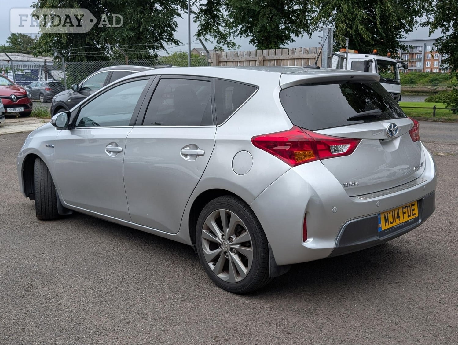 [ berth ]Toyota Auris