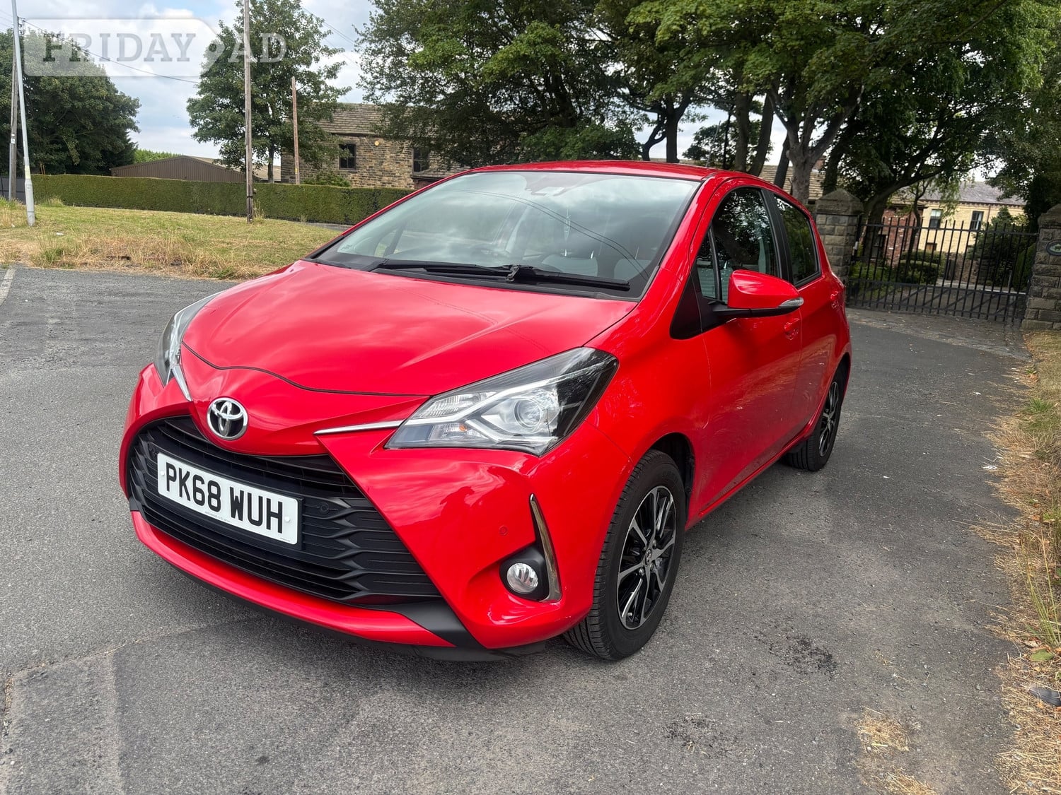 Toyota Yaris 2018 - Cars in Leeds