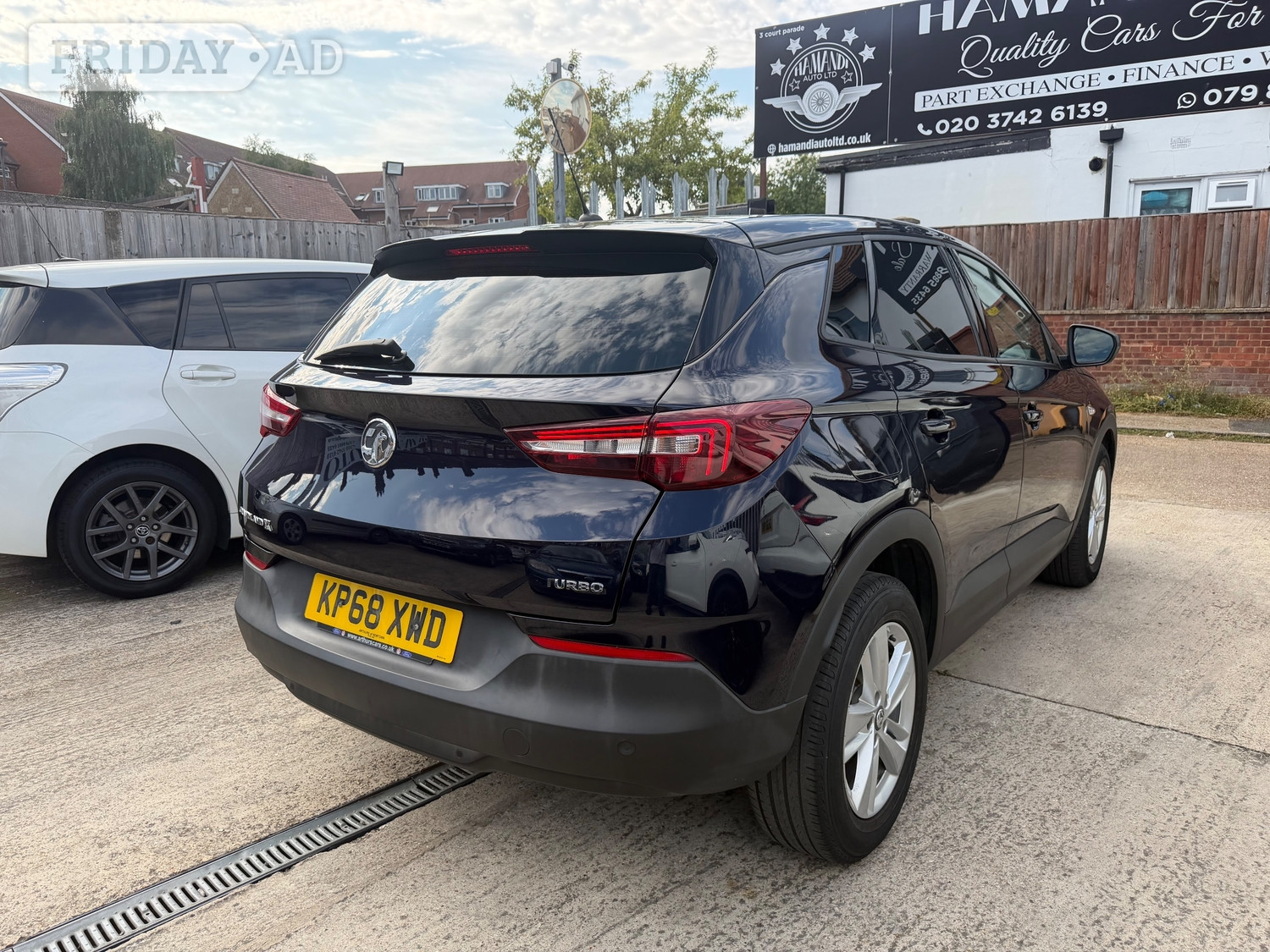 [ berth ]Vauxhall Grandland X