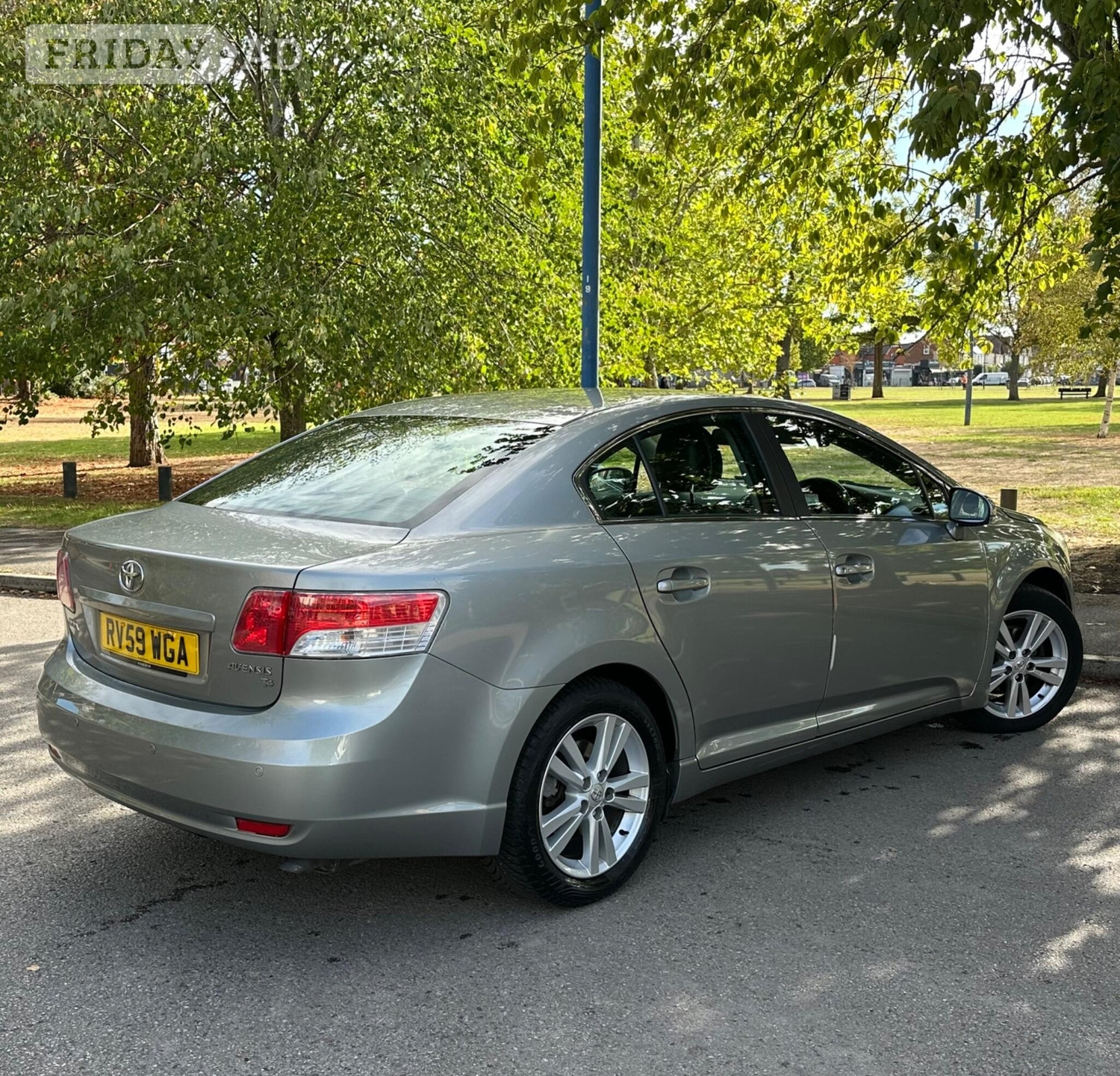 [ berth ]Toyota Avensis