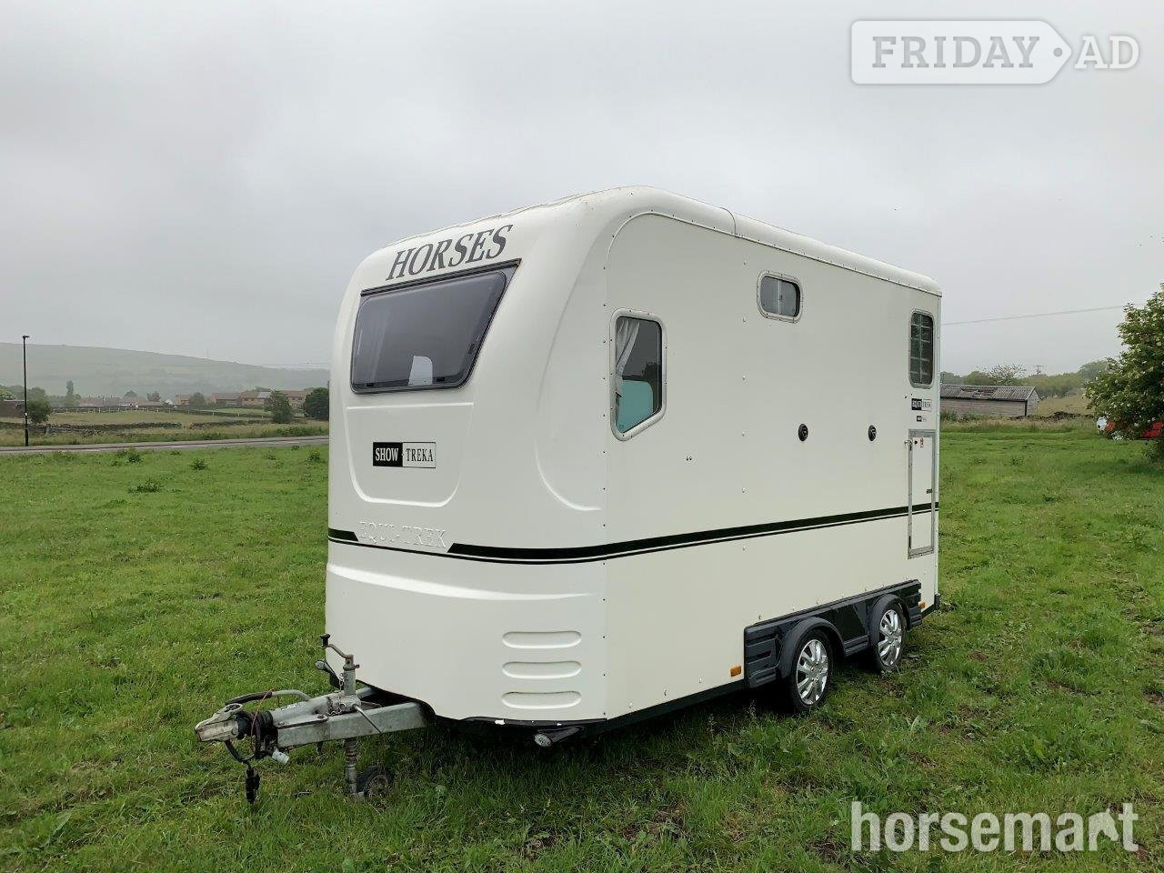 [ berth ]Equi-Trek Show-Treka M