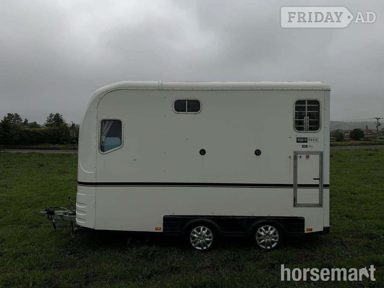 Equi-Trek Show-Treka M  Horse Trailer - Trailers & Horseboxes in Sheffield