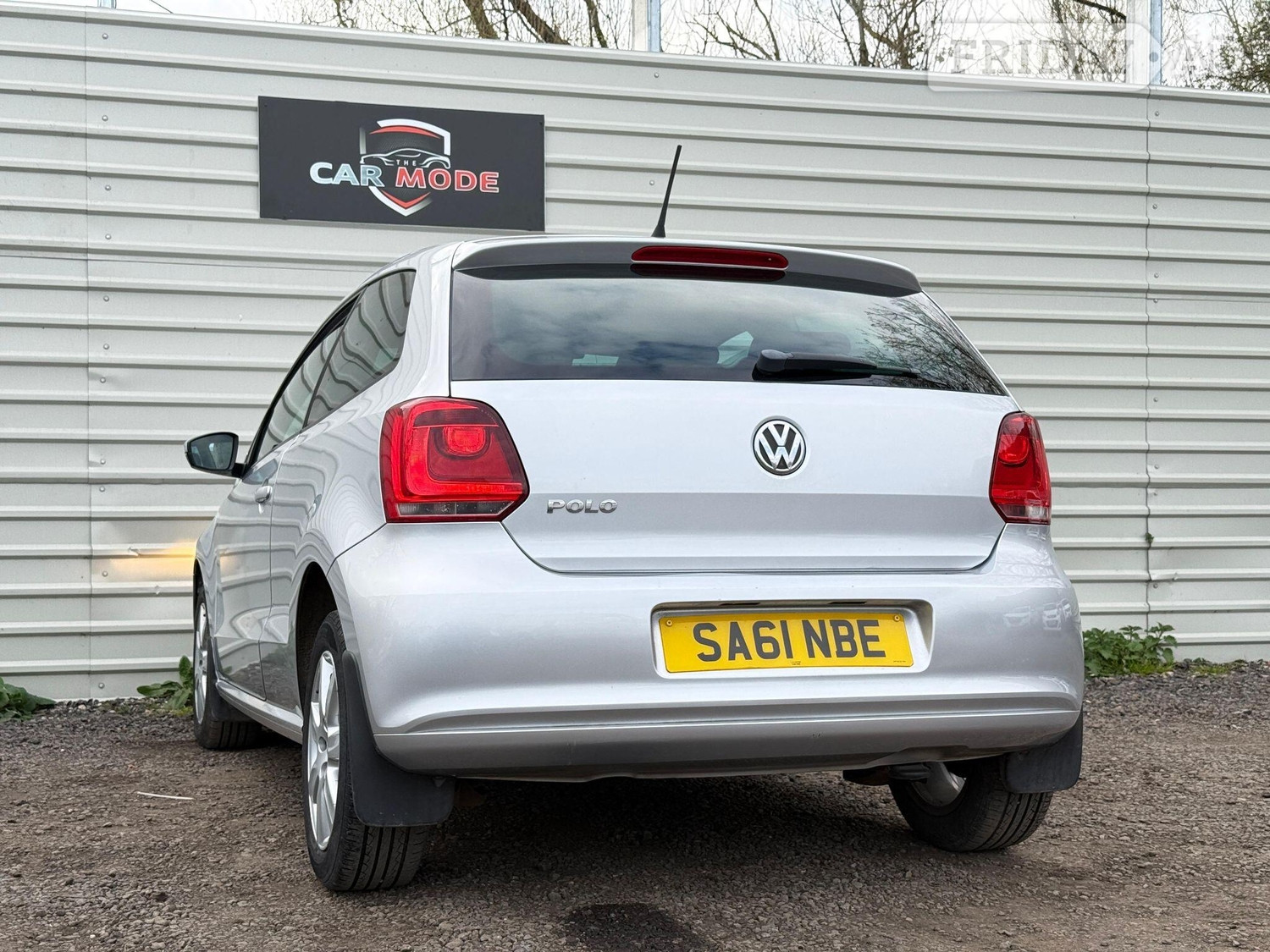 Volkswagen Polo 2011 - Cars