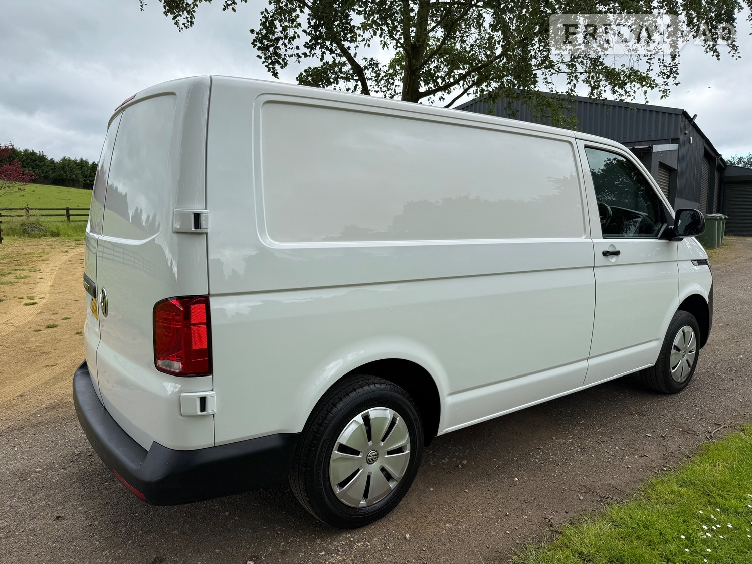 Volkswagen Transporter 2022 - Vans & Commercial Vehicles