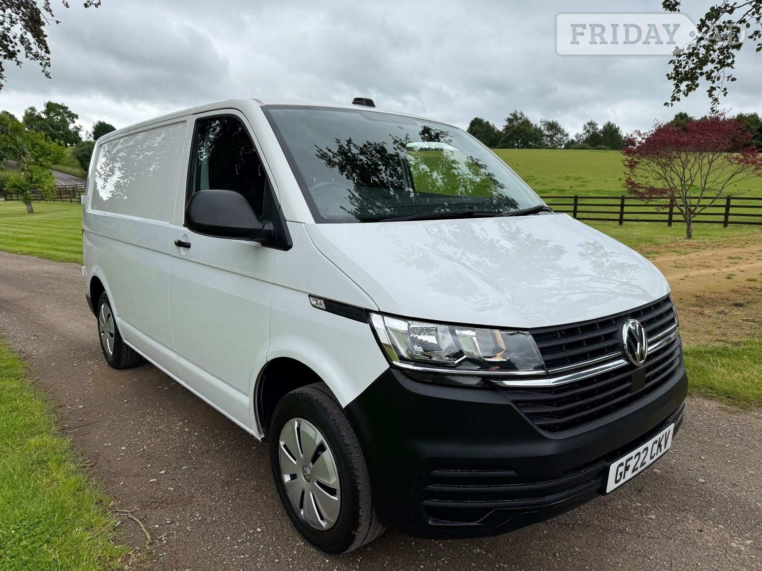 Volkswagen Transporter 2022 in Sheffield