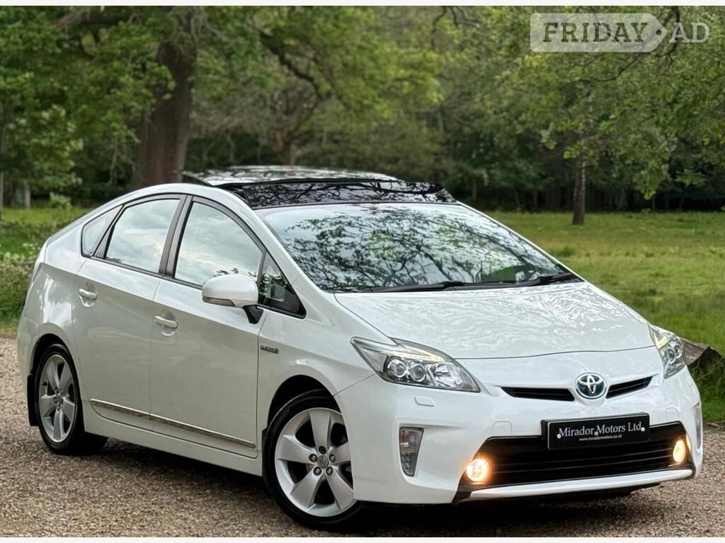 Toyota Prius 2013 in Slough