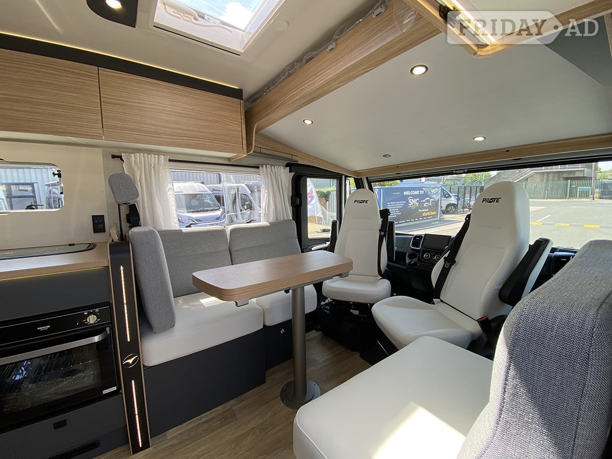 [4 berth ]Pilote Galaxy G740 FC Evidence 