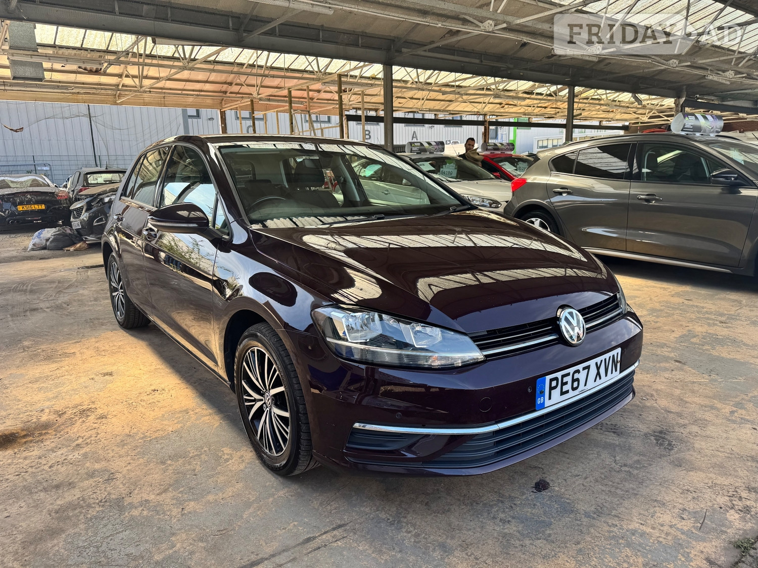 Volkswagen Golf 2017 - Cars in West Molesey