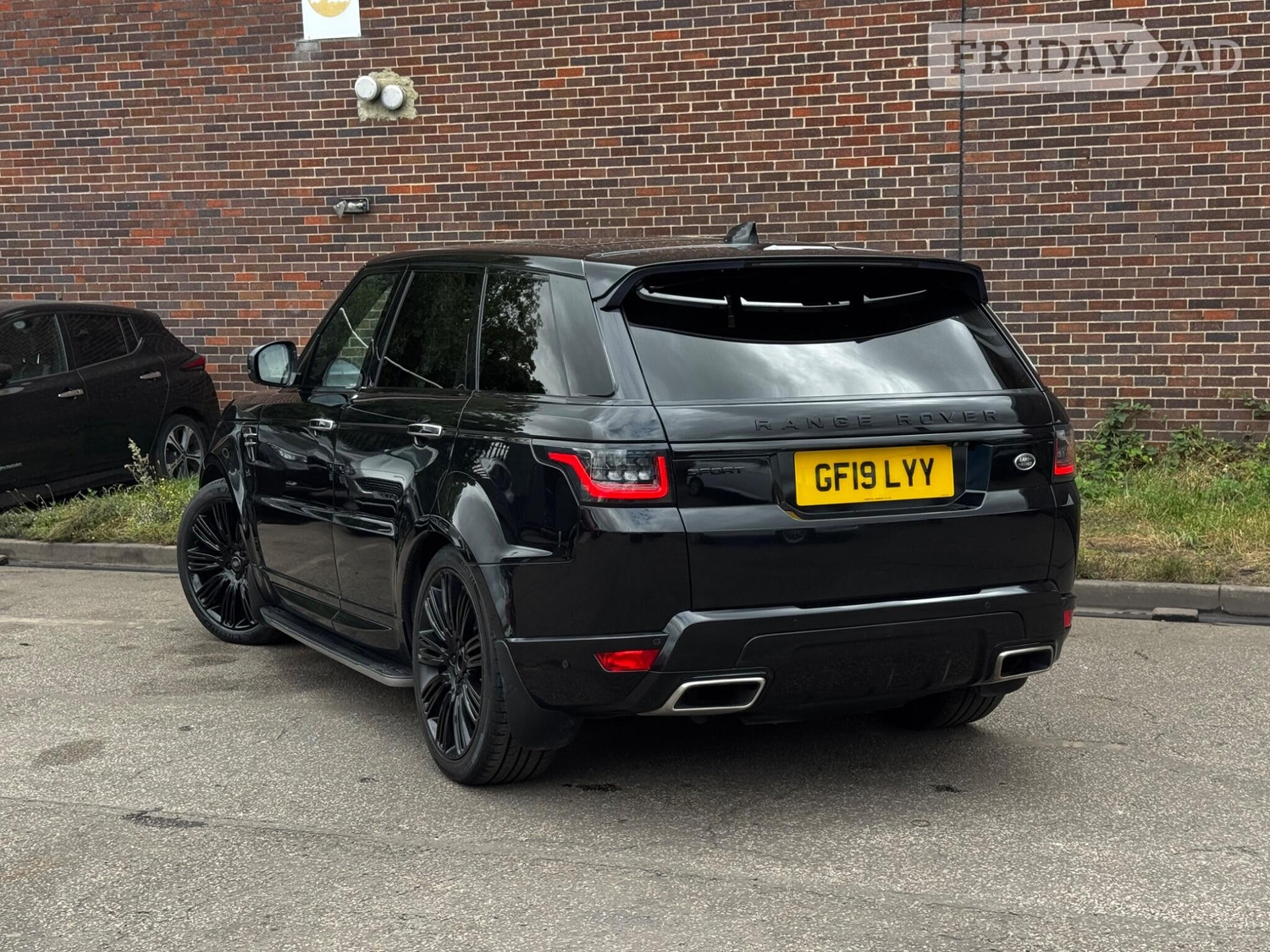 Land Rover Range Rover Sport 2019 - Cars in Leeds