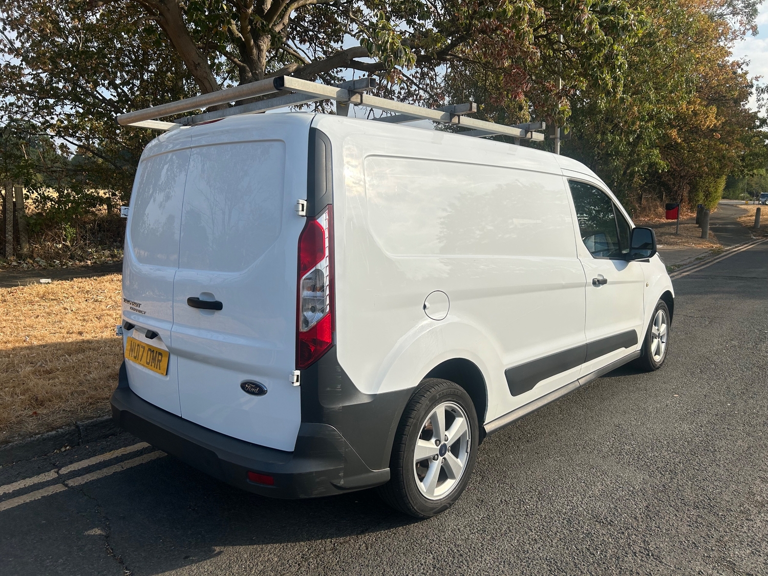Ford Transit Connect 2017 - Vans & Commercial Vehicles
