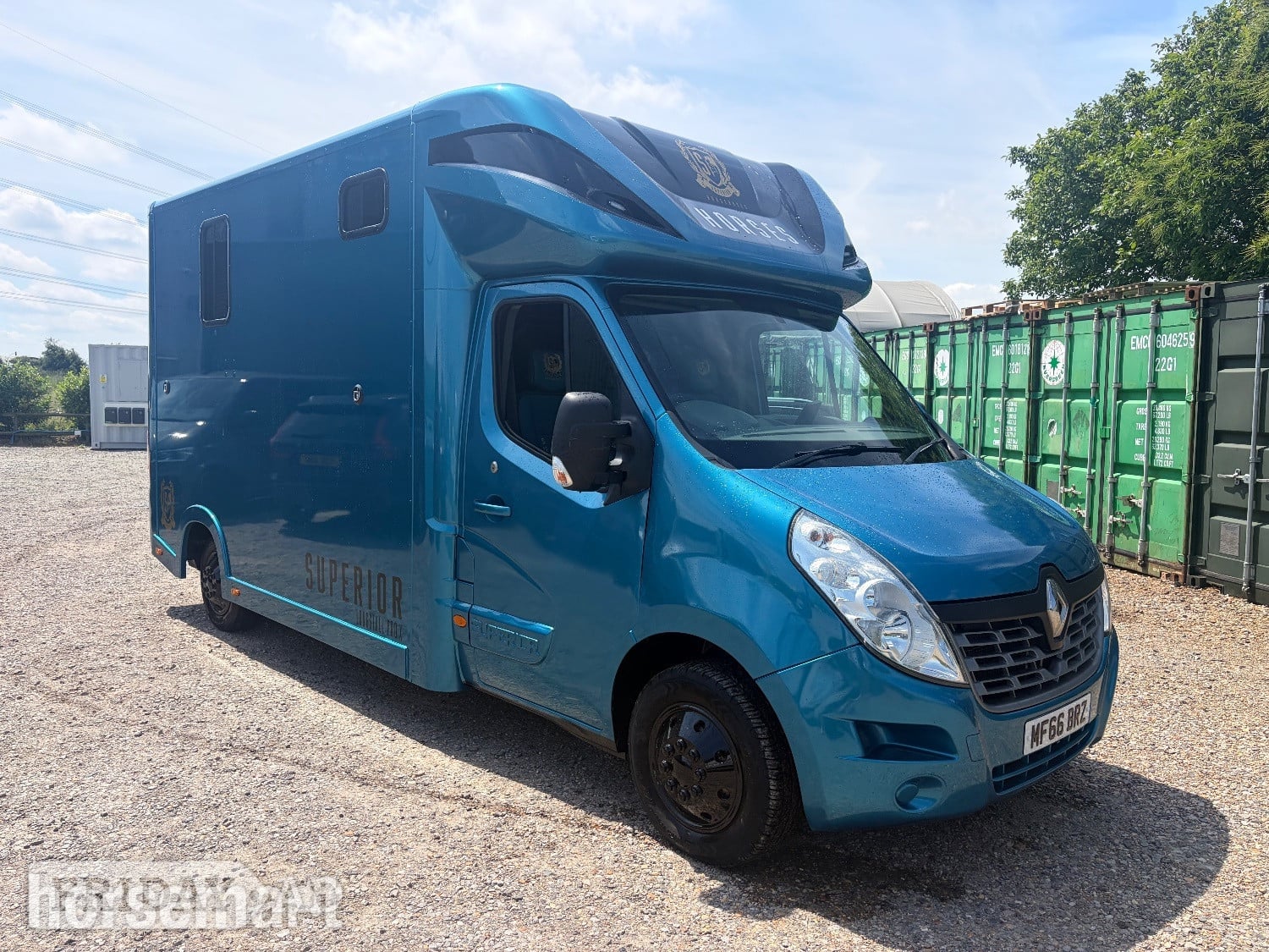 Superior Longstall pro x  Renault Horsebox - Trailers & Horseboxes
