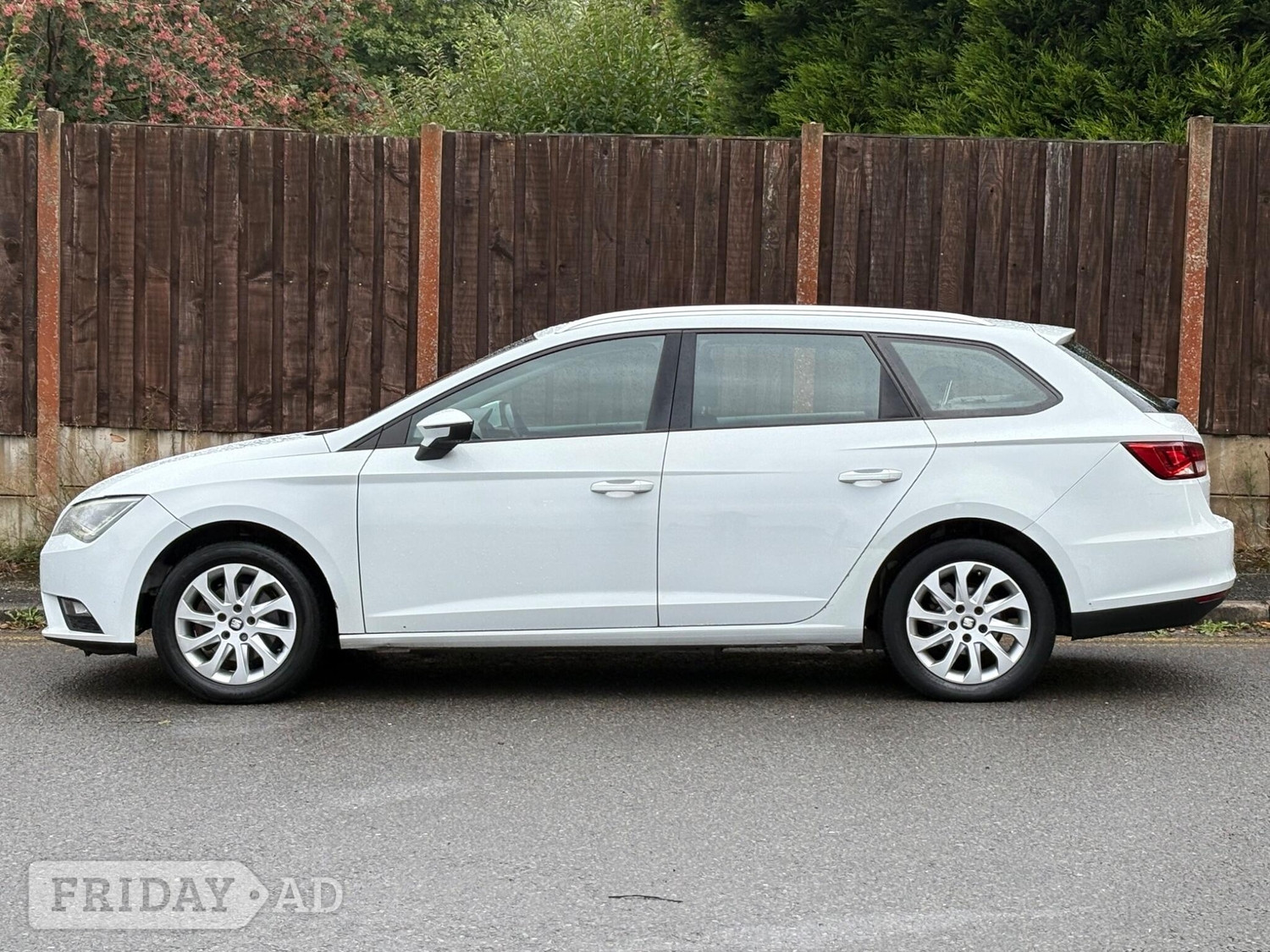 SEAT Leon 2015 - Cars